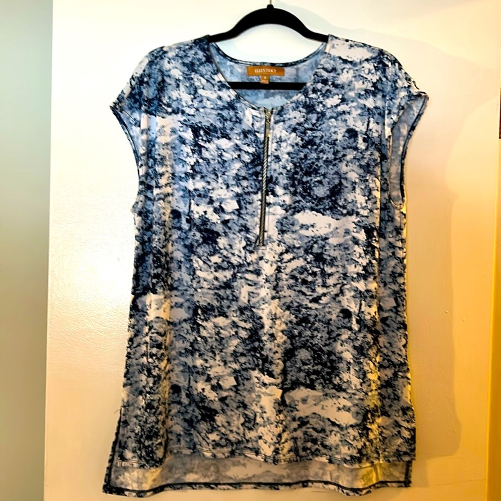 Ellen Tracy Shirt. Size Medium